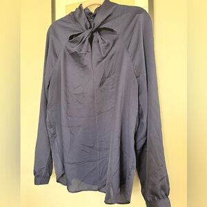 Banana Republic Tie-Neck Long Sleeve Blouse in Navy